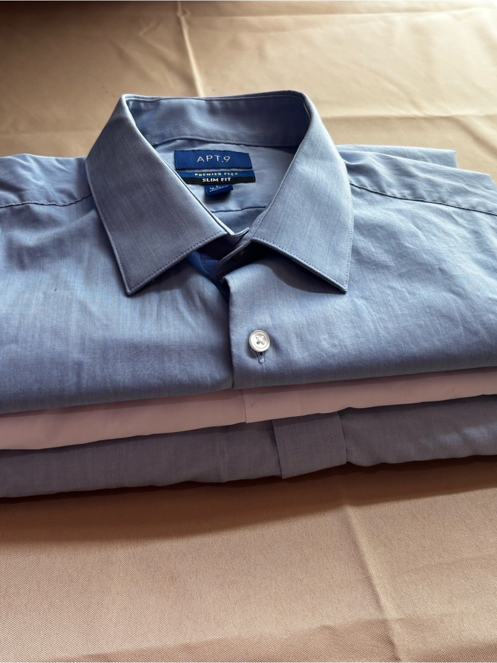 Set of 3 Men’s dress shirts Size 16-16.5 Eagle, Verno, Apt. 9 Light Blue White